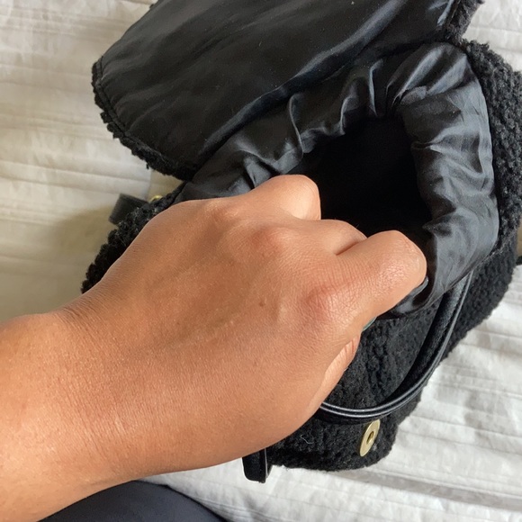 3 colors- Teddy backpack with flat bottom in light cream and black and pink - Picture 12 of 15